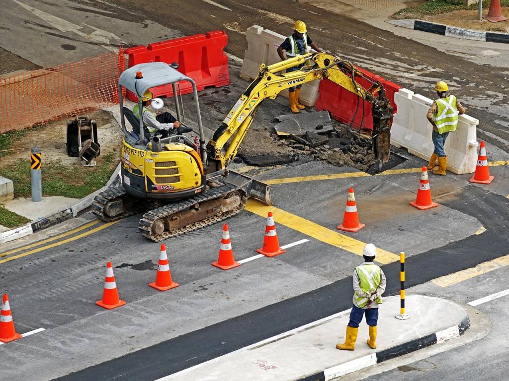 Sécurité et engins de chantier : respecter les règles pour éviter les drames